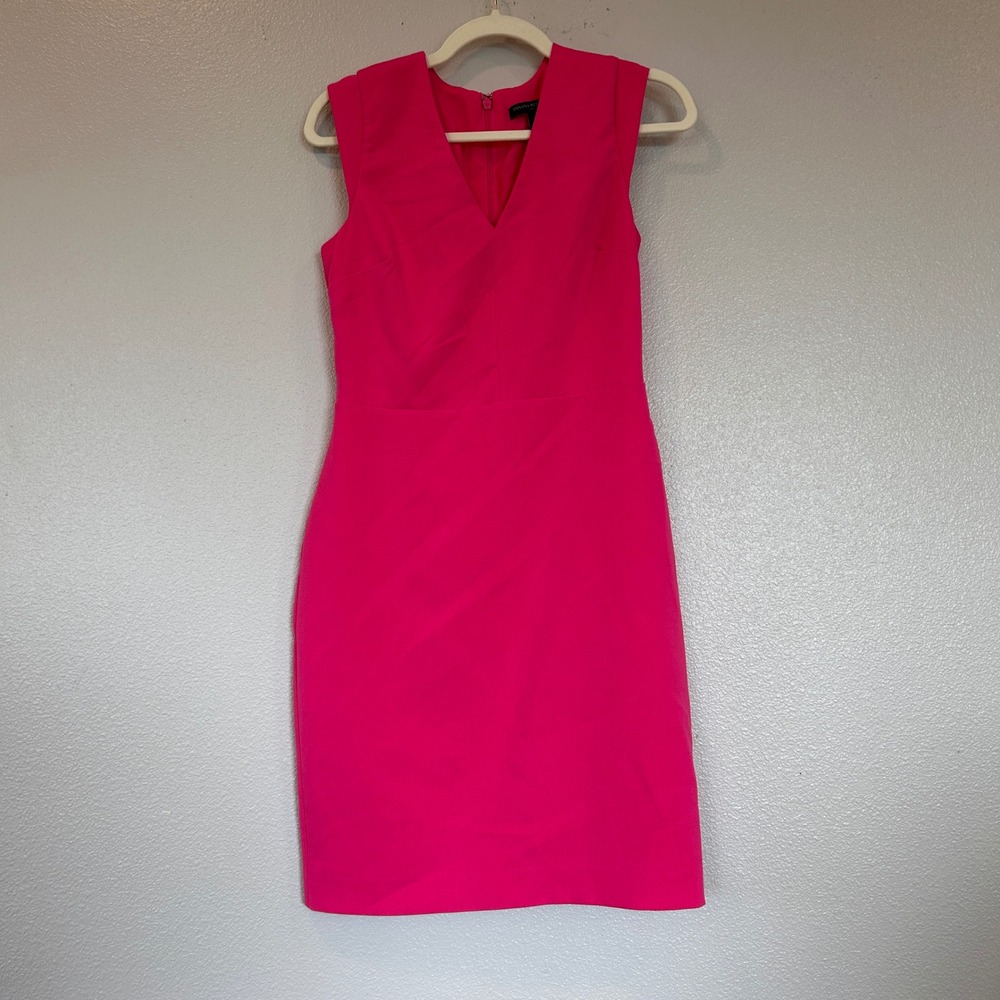 Banana Republic Pink Sleeveless V-Neck Sheath Dress Women Size 2 Business Casual